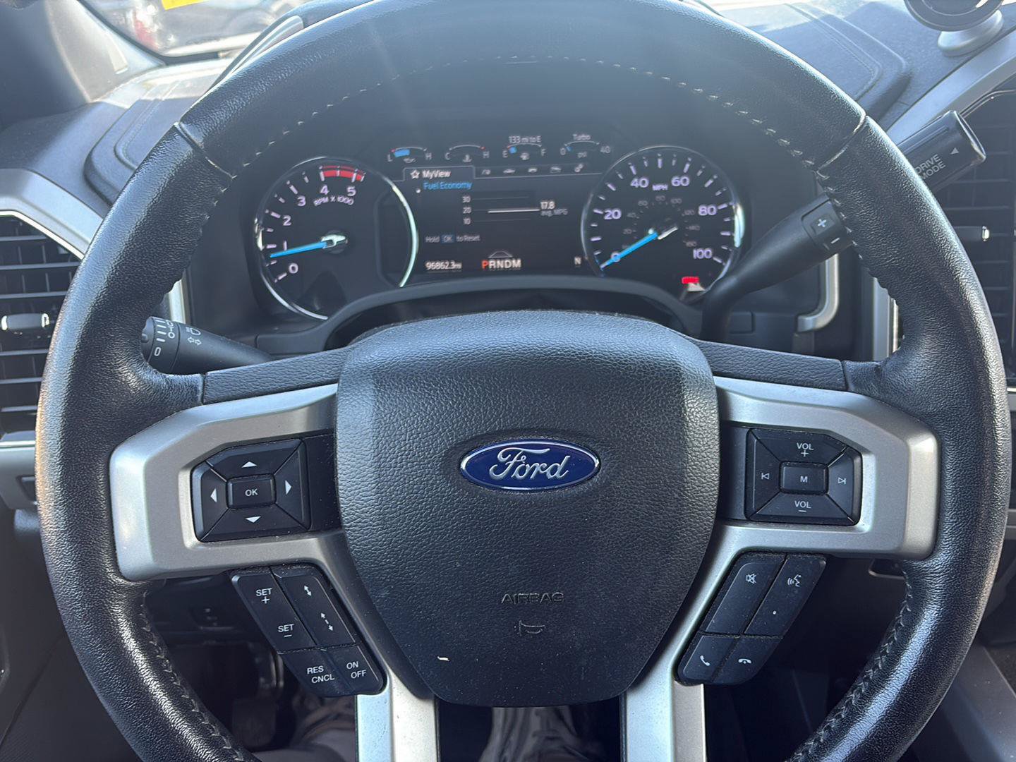 Used 2022 Ford F250 Lariat w/ Lariat Ultimate Package AWD/4WD image 12