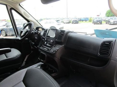 Used 2026 RAM ProMaster 2500 w/ Convenience Group FWD image 21