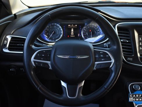 Used 2015 Chrysler 200 Limited w/ Convenience Group image 28
