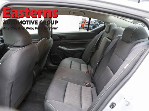 Used 2024 Nissan Altima 2.5 S FWD image 20