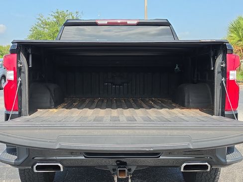 Used 2019 Chevrolet Silverado 1500 Custom Trail Boss w/ Custom Convenience Package AWD/4WD image 6