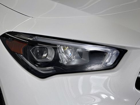 Used 2020 Mercedes-Benz CLA 250 image 11