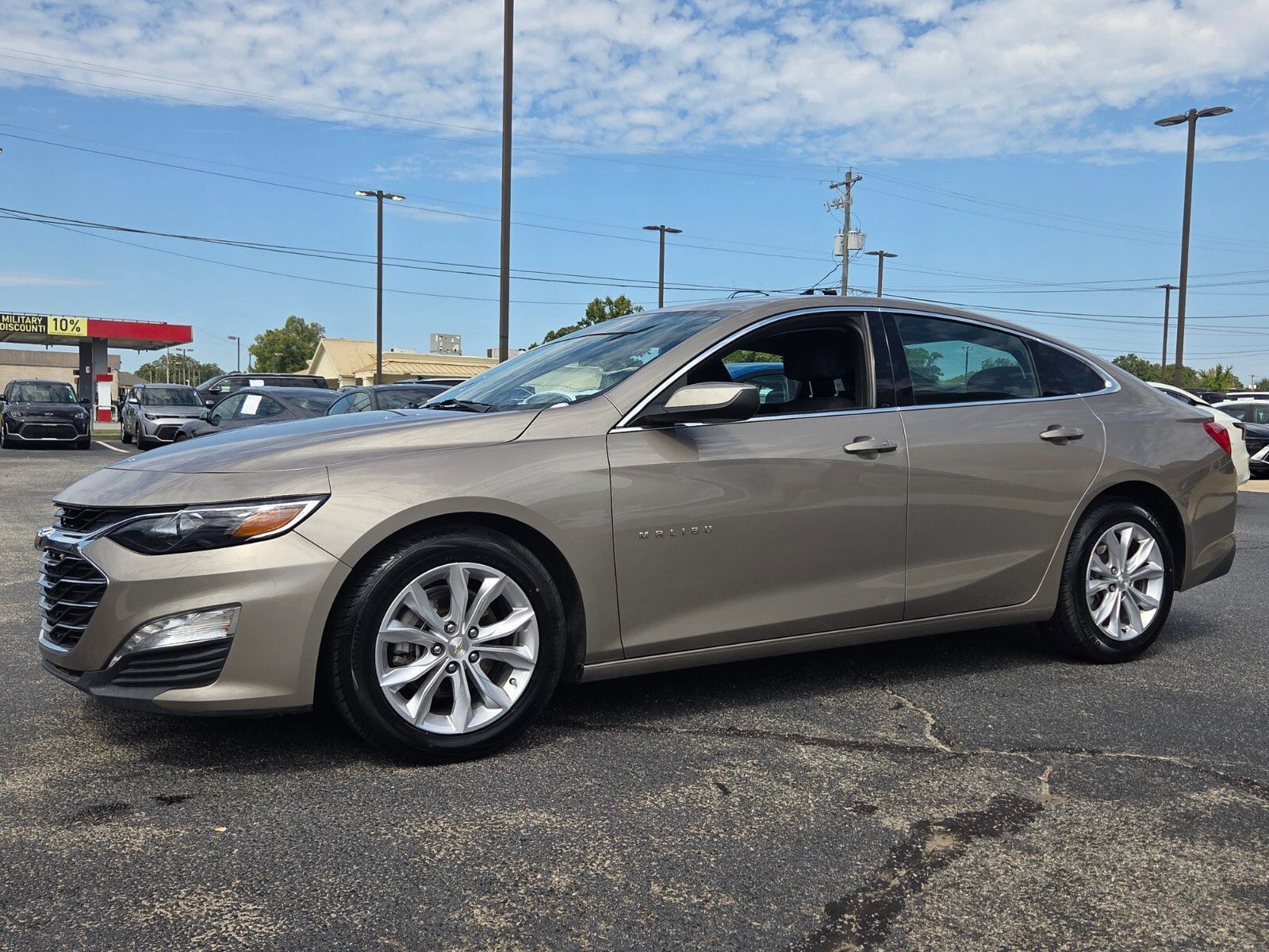 Used 2024 Chevrolet Malibu LT FWD image 3