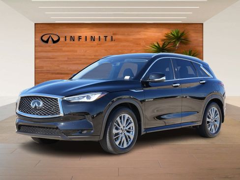 Certified 2025 INFINITI QX50 Luxe image 1