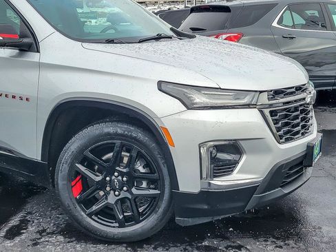 Certified 2022 Chevrolet Traverse Premier w/ Redline Edition image 2