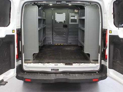 Used 2017 Ford Transit 250 130 Low Roof RWD image 9