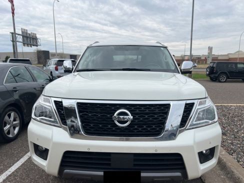 Used 2019 Nissan Armada SL w/ Premium Package AWD/4WD image 2