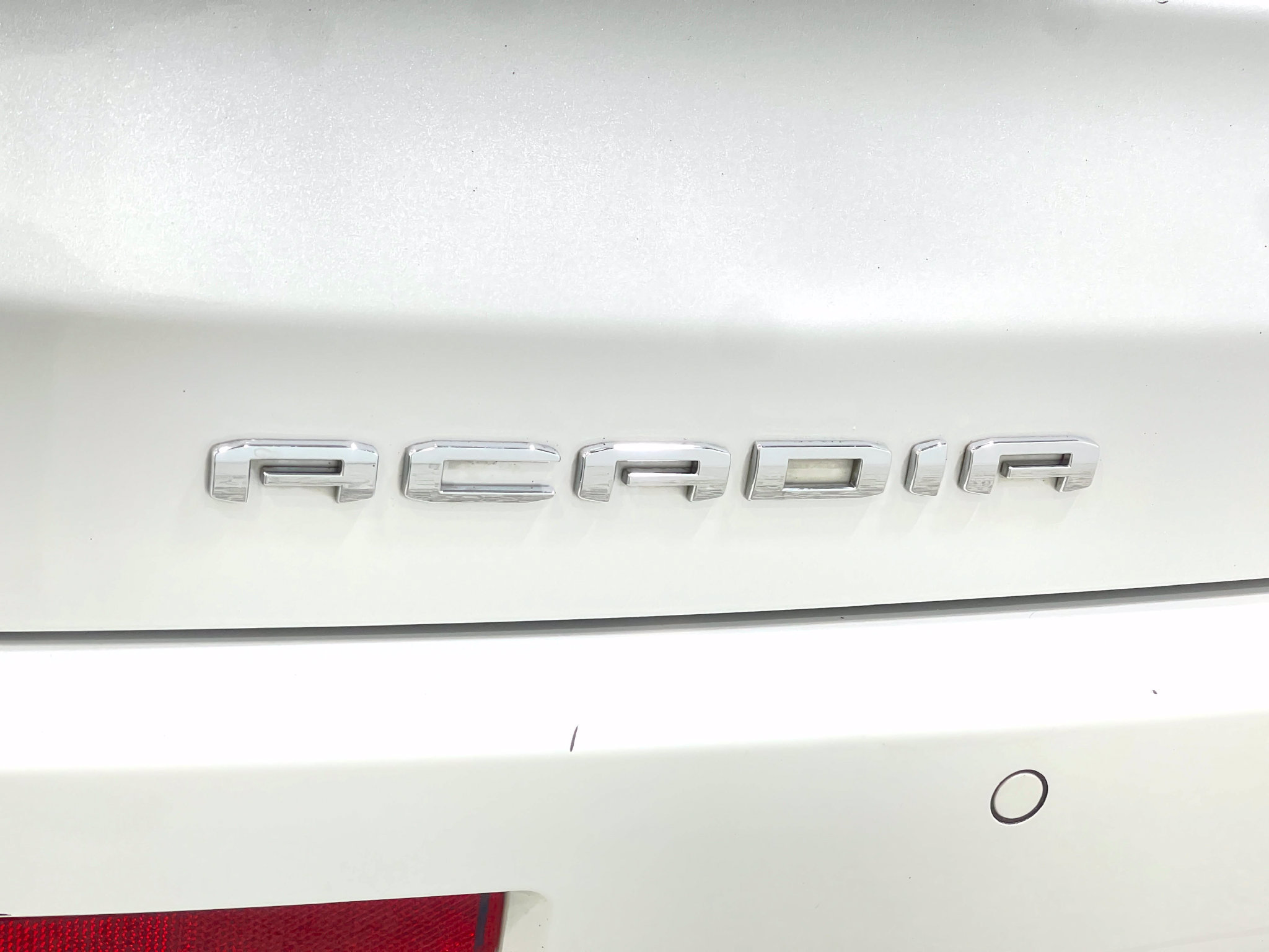 Used 2021 GMC Acadia Denali w/ Denali Technology Package FWD image 39