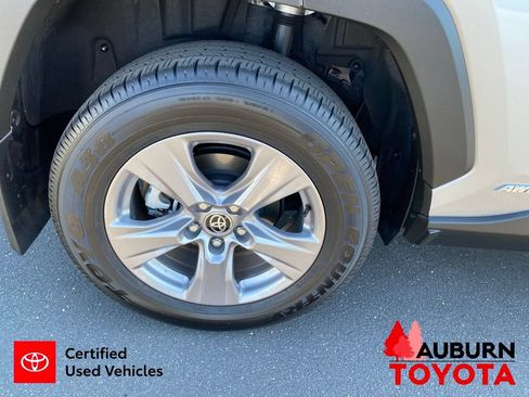 Certified 2024 Toyota RAV4 LE AWD/4WD image 12