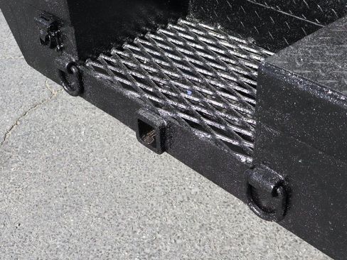 Used 2020 Ford F550 2WD Regular Cab Super Duty image 51