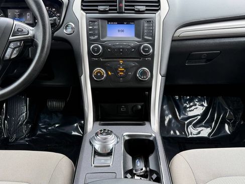 Used 2020 Ford Fusion S FWD image 30