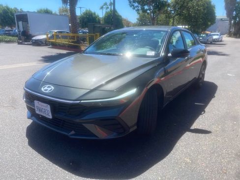 Certified 2026 Hyundai Elantra Sport FWD image 6
