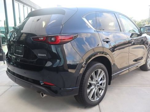 Used 2025 MAZDA CX-5 AWD 2.5 S w/ Premium Plus Pkg image 3