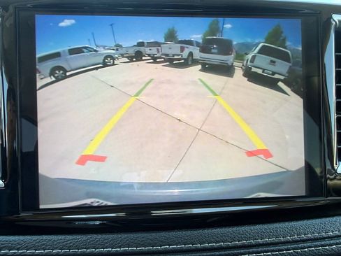 Used 2023 Chrysler Pacifica Limited FWD image 41