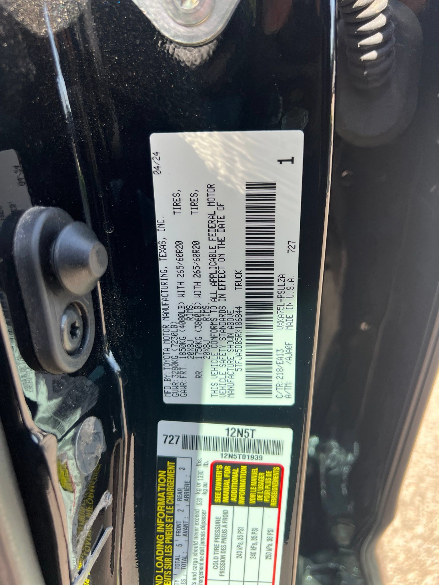Used 2024 Toyota Tundra Limited w/ Power Package AWD/4WD image 26