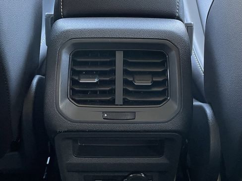 Used 2024 Volkswagen Tiguan Wolfsburg Edition image 25