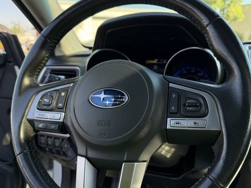 Used 2017 Subaru Outback 2.5i Limited AWD/4WD image 41