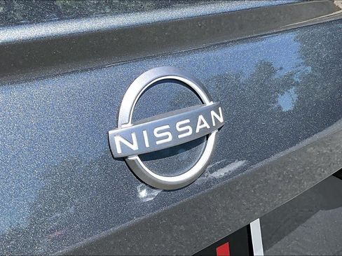 Used 2024 Nissan Altima 2.5 SR w/ SR Premium Package FWD image 31