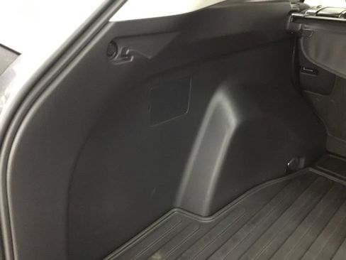 Used 2019 Toyota RAV4 LE w/ All Weather Liner Package AWD/4WD image 17