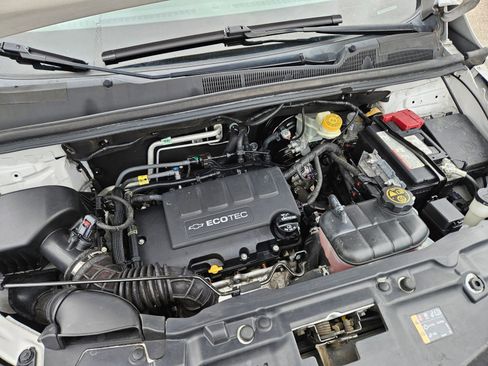 Used 2018 Chevrolet Trax LT w/ LT Convenience Package image 61