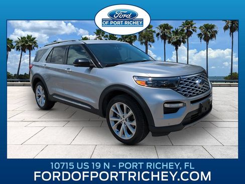 Certified 2022 Ford Explorer Platinum w/ Equipment Group 601A AWD/4WD image 1