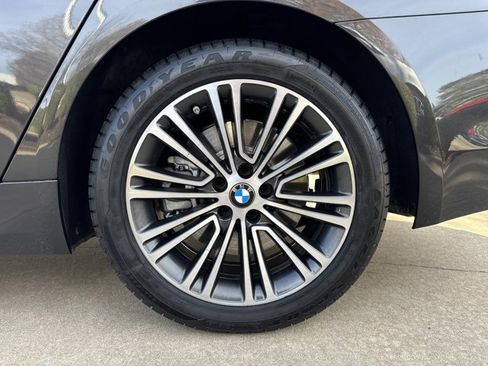 Used 2020 BMW 540i xDrive w/ Convenience Package image 26