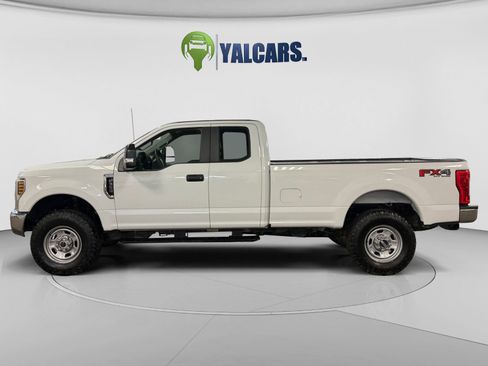 Used 2018 Ford F350 XL AWD/4WD image 2