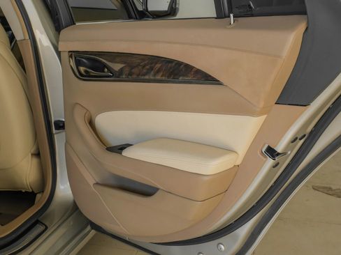 Used 2015 Cadillac CTS Luxury image 42