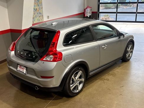 Used 2013 Volvo C30 FWD image 34
