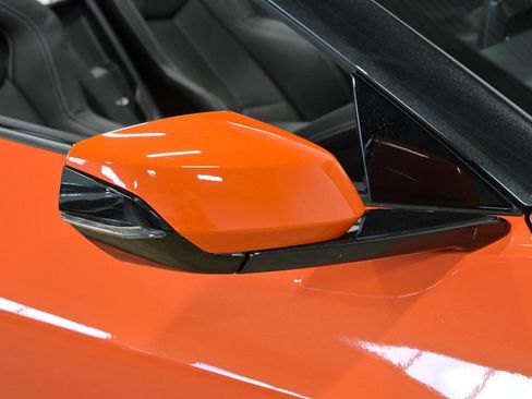 Used 2021 Chevrolet Corvette Stingray Preferred Conv w/ Z51 Performance Package RWD image 19