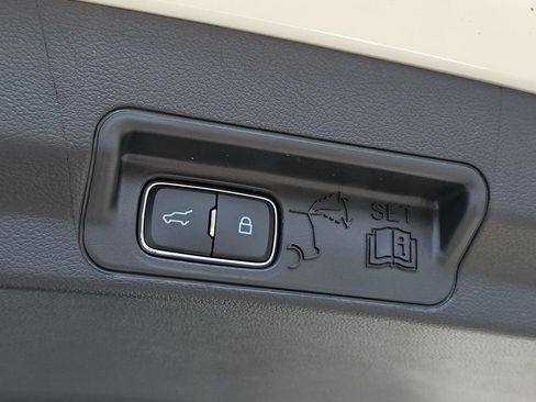 New 2026 Ford Explorer Active w/ Active Comfort Package RWD image 13