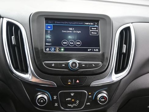Used 2022 Chevrolet Equinox LT FWD image 15