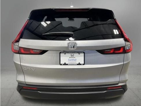 Certified 2025 Honda CR-V EX image 5