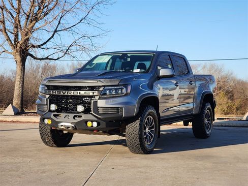 Used 2022 Chevrolet Colorado ZR2 image 3