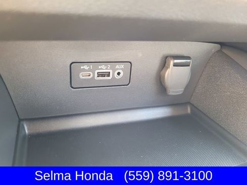Used 2025 Nissan Altima 2.5 SV image 19