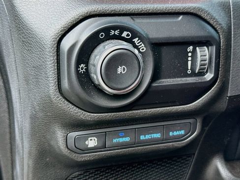 Used 2023 Jeep Wrangler Unlimited Rubicon 4xe AWD/4WD image 11