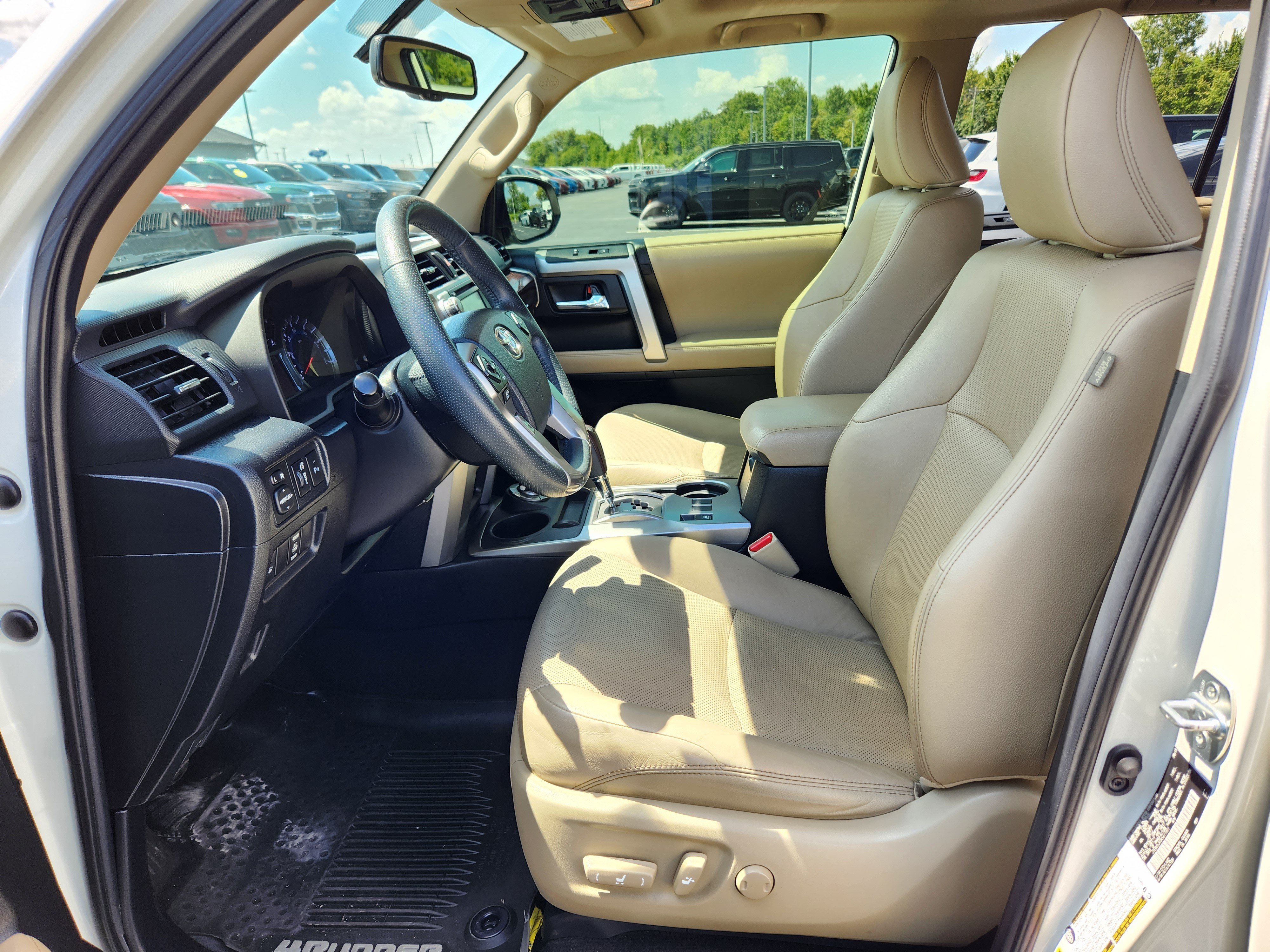 Used 2019 Toyota 4Runner Limited AWD/4WD image 12