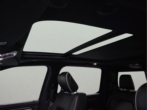 Used 2020 RAM 1500 Limited image 12