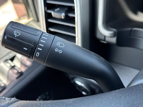 Used 2019 Ford F150 Lariat w/ Trailer Tow Package AWD/4WD image 14