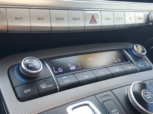 Used 2021 Hyundai Palisade Limited image 31