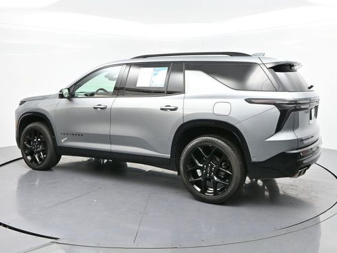 Used 2024 Chevrolet Traverse RS w/ LPO, Floor Liner Package AWD/4WD image 5