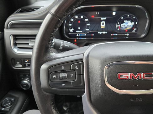 Used 2023 GMC Yukon SLT image 31