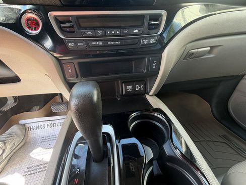 Used 2017 Honda Ridgeline RTL-E image 14