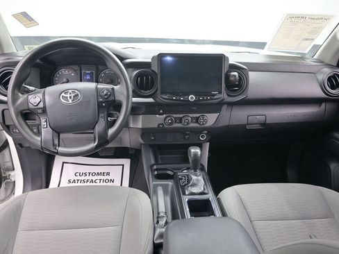 Used 2019 Toyota Tacoma SR w/ SR Convenience Package RWD image 16