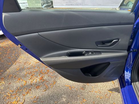 Certified 2026 Hyundai Elantra Sport FWD image 21