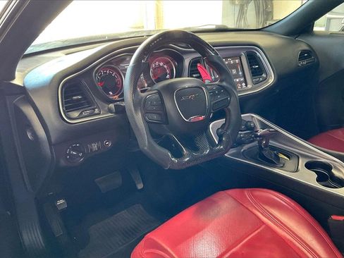 Used 2020 Dodge Challenger R/T image 4