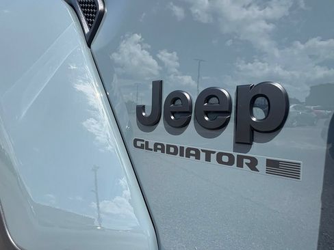New 2026 Jeep Gladiator Sport AWD/4WD image 29
