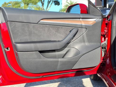 Used 2022 Tesla Model 3 Long Range image 18