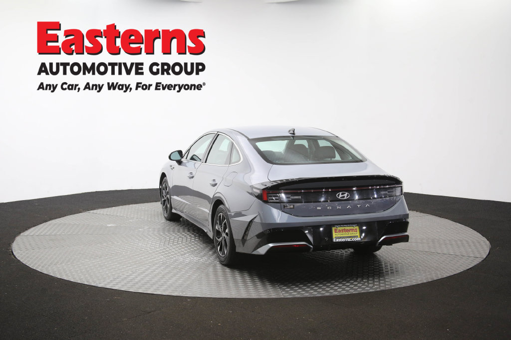 Used 2024 Hyundai Sonata SEL FWD image 41