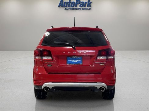 Used 2019 Dodge Journey Crossroad image 6